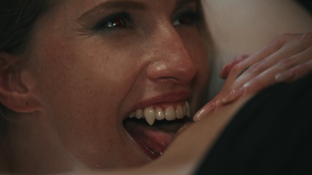 Octavia Red Mind Controlling Redhead Sofia Rivers - Vampire Girls Having Horny Lesbian Sex