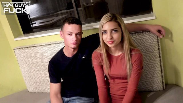 18 yo Teens Have Awkward Sex For The First Time